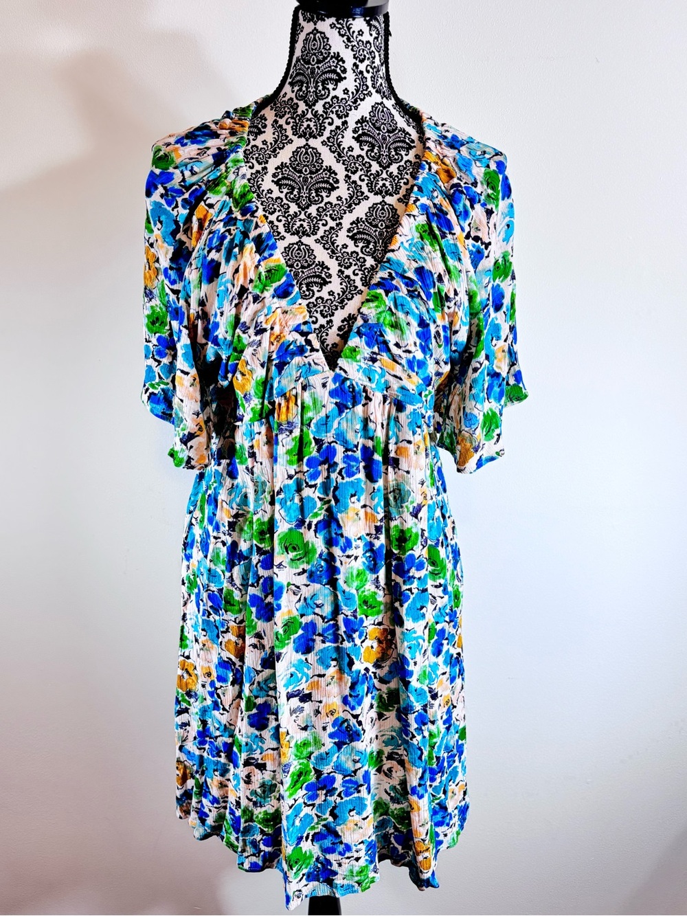 Millibon Floral V-Neck Short Sleeve Flowy Midi Dress in Blue & Green size L - Picture 2 of 9